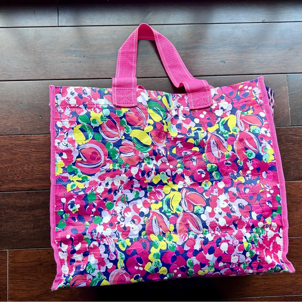 Lilly Pulitzer Market Tote in Wild Confetti Bright Pink Floral Tote Bag